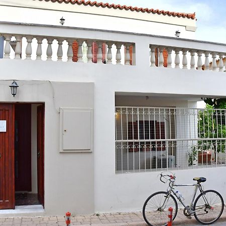 Αρχοντικό Σπίτι Στην Αίγινα Apartment ภายนอก รูปภาพ