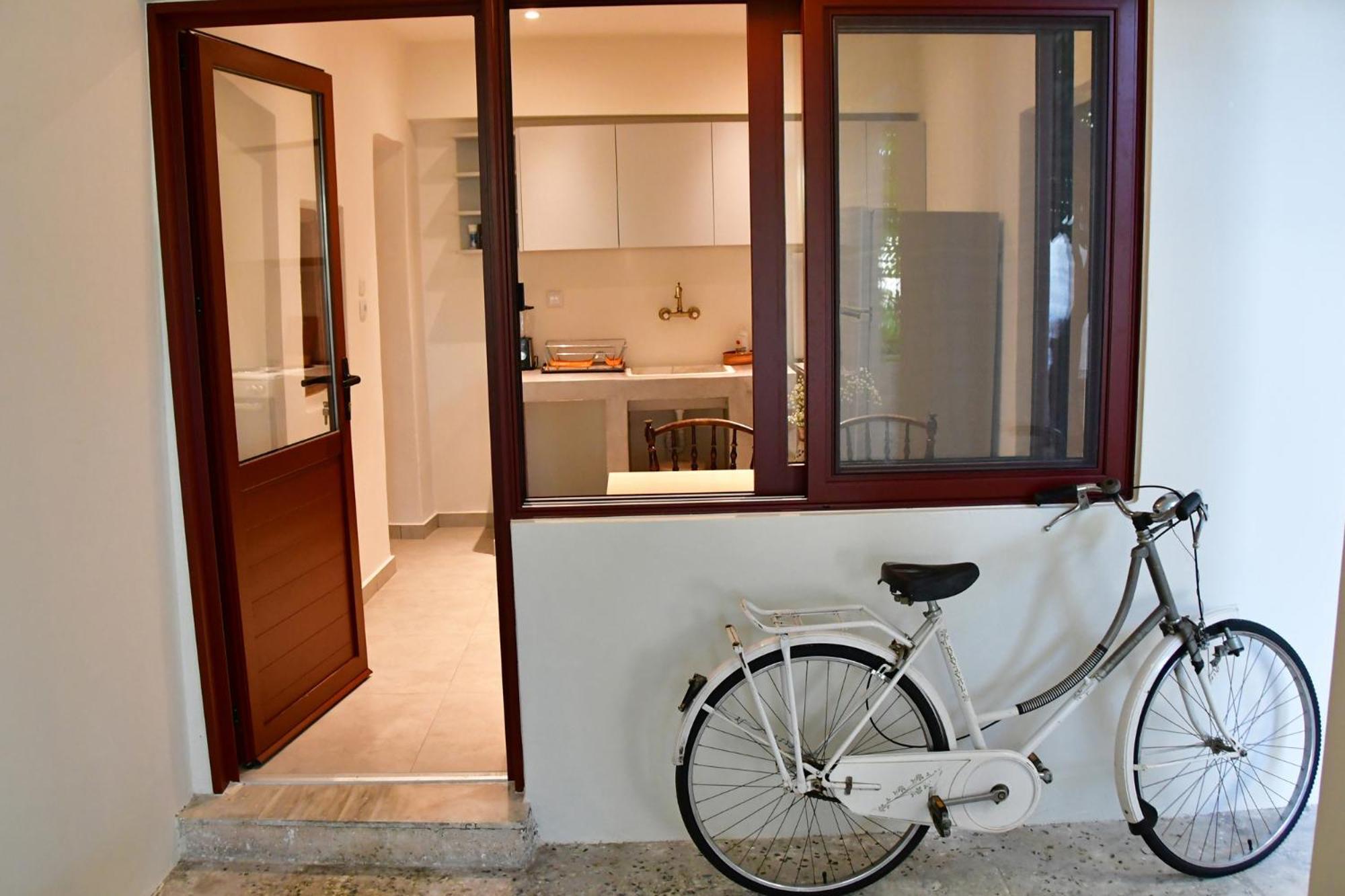 Αρχοντικό Σπίτι Στην Αίγινα Apartment ภายนอก รูปภาพ