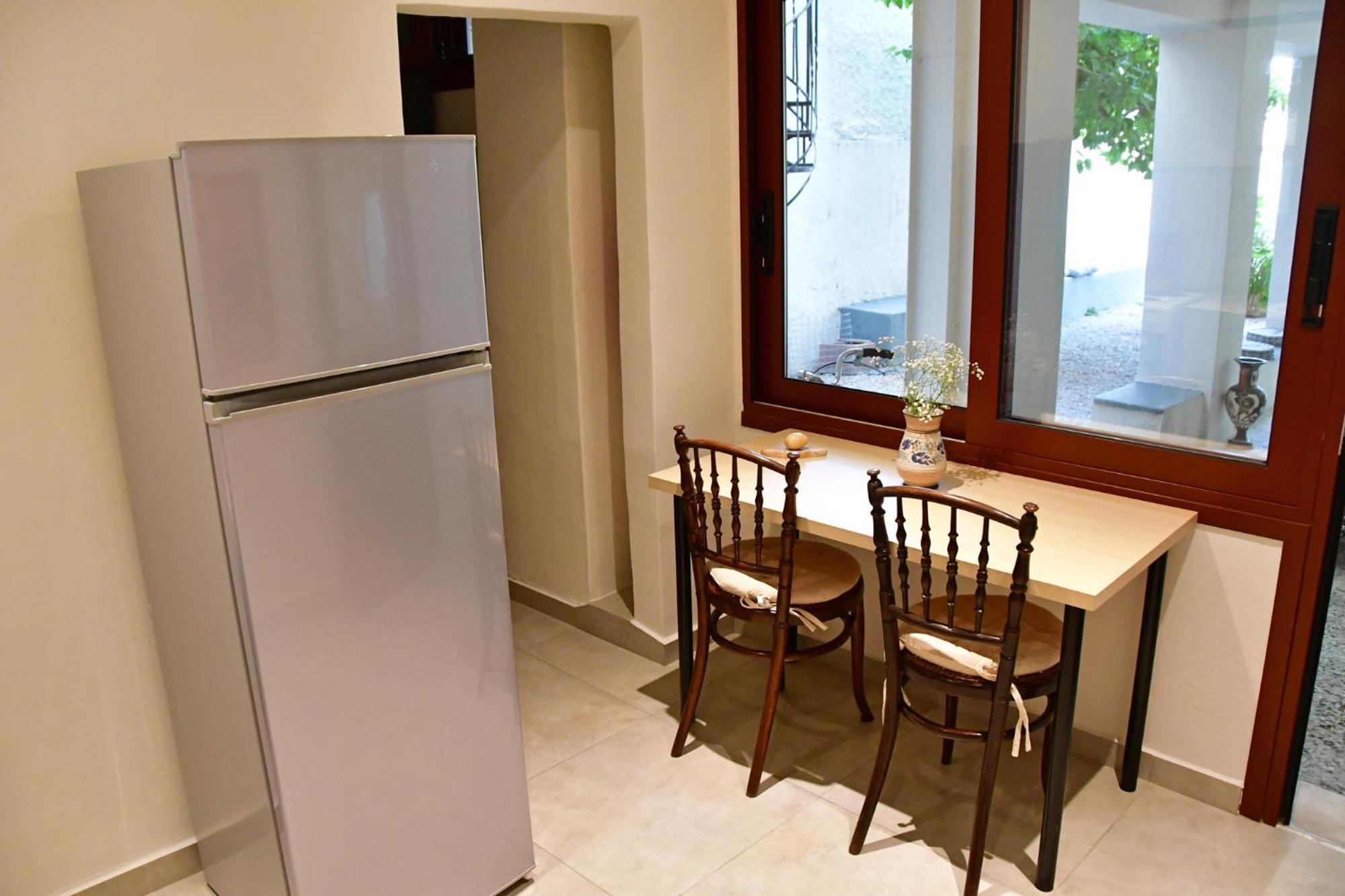 Αρχοντικό Σπίτι Στην Αίγινα Apartment ภายนอก รูปภาพ
